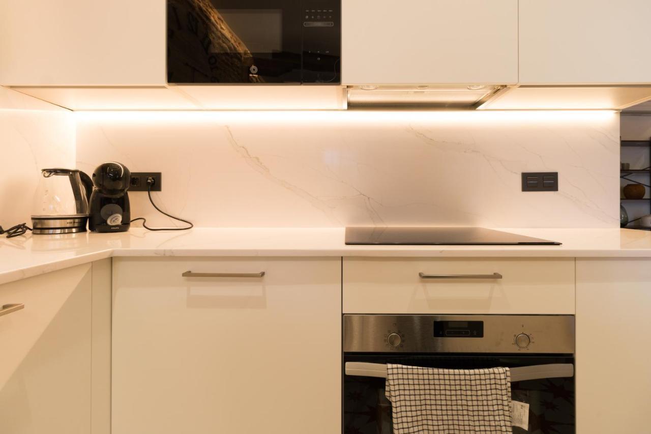 Ribera Ac By Staynnapartments Bilbao Eksteriør bilde
